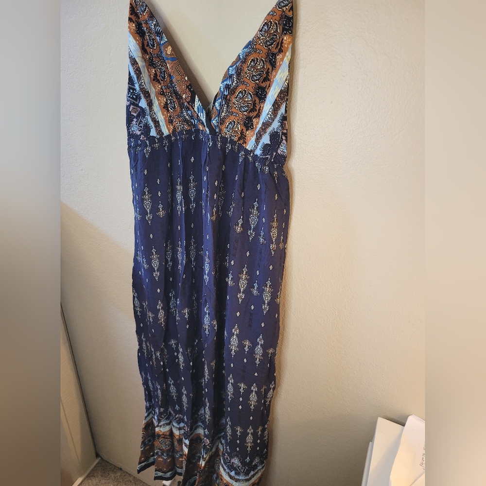 Maxi Dress Medium New With Tag